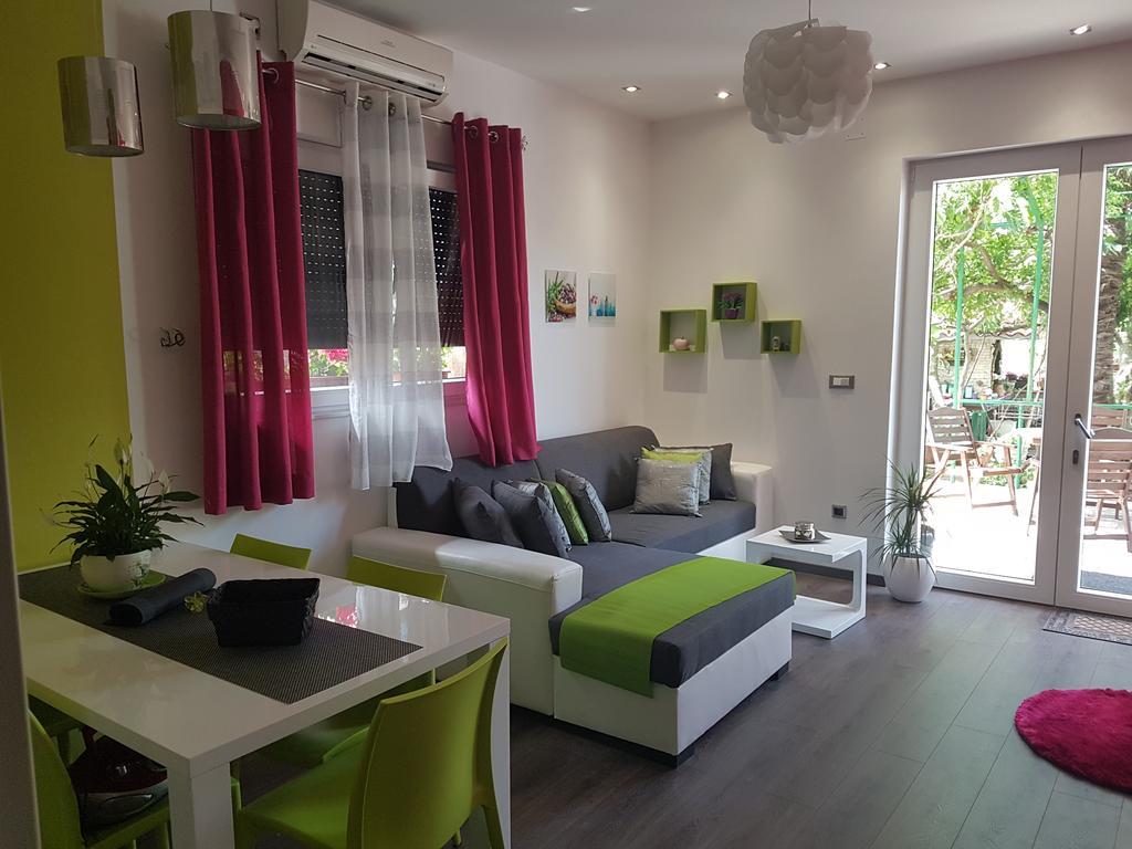 Apartment Adis Шибеник Екстер'єр фото