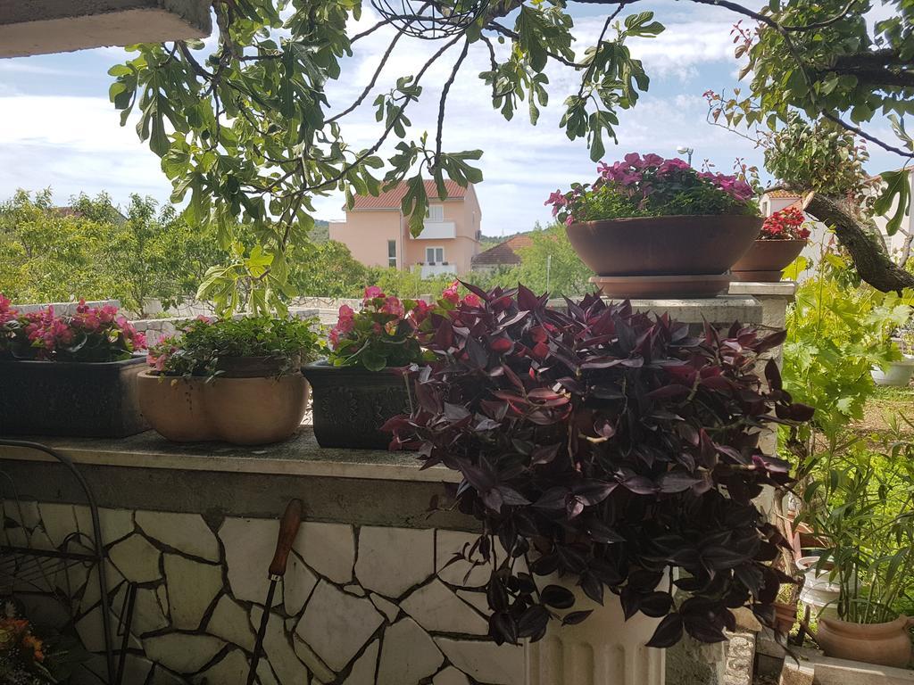 Apartment Adis Шибеник Екстер'єр фото