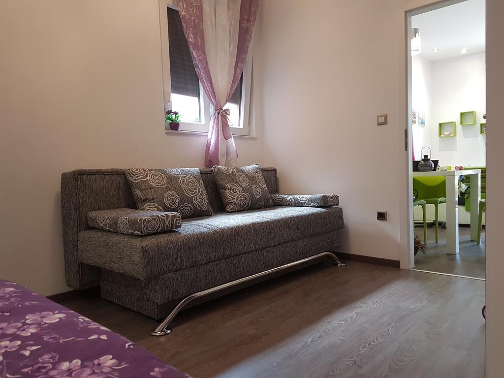 Apartment Adis Шибеник Екстер'єр фото